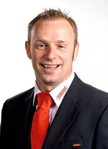 Klaus Weissengruber, Außendiensttechniker für Kaminsanierung